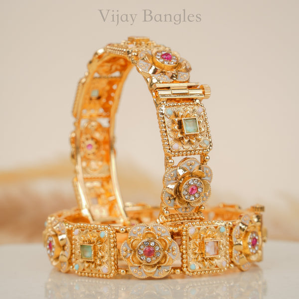 AMBER PALACE COPPER BANGLES