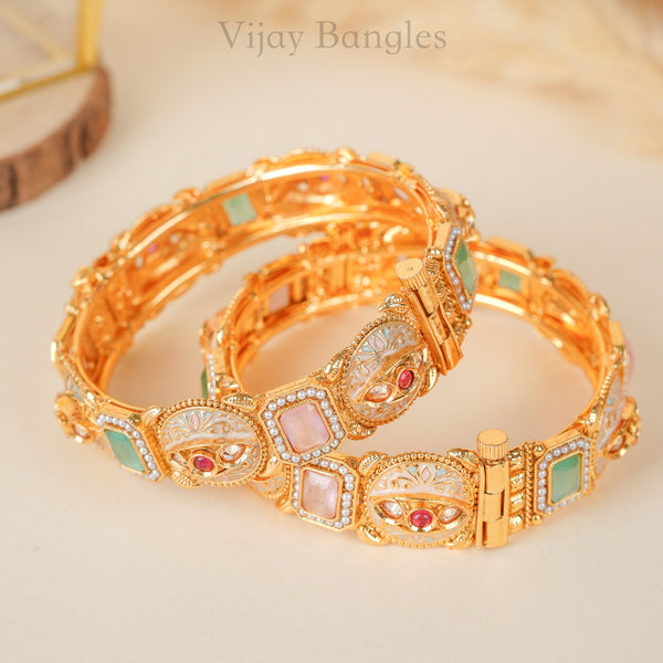 Pastel Noor Copper Bangles