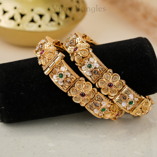 Pushpangan Copper Bangles